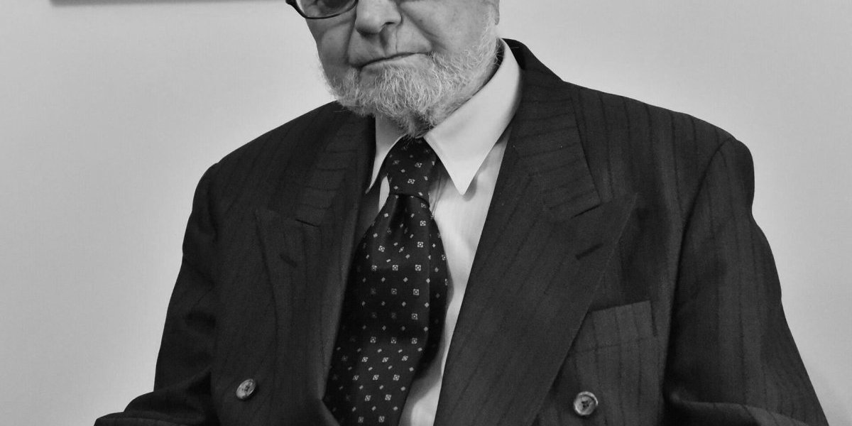 Akademik Ljubomir Simović preminuo je 