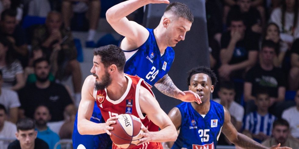 "Janisov tim ne liči ni na šta" - Košarkaši Zvezde zaprepastili komentatora Arene