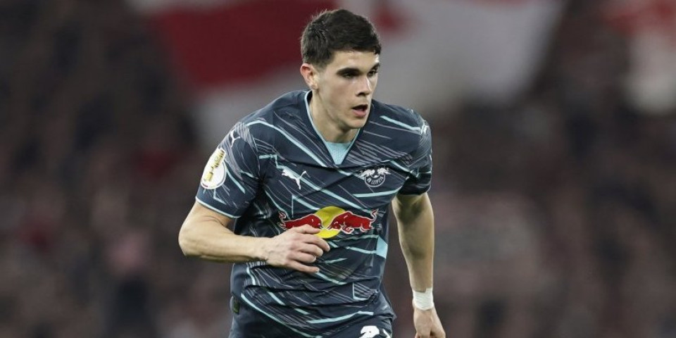 Pljušte evri na "Marakani": Nedeljković opet Zvezdi donosi zaradu