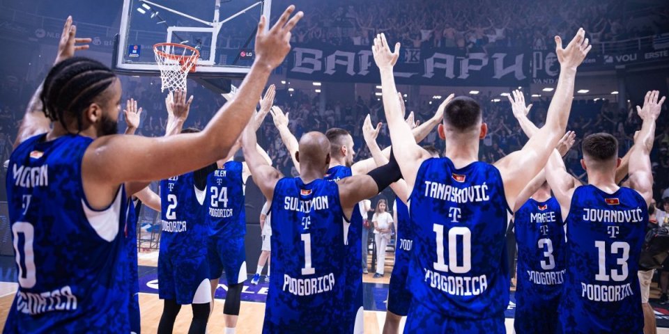 Budućnost preti Zvezdi: Mi se pitamo u našoj kući