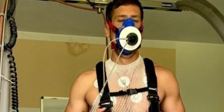 Priključen na aparate - Nikola Rokvić prolazi stroge zdravstvene kontrole (FOTO)