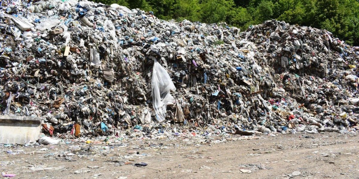 Horor: Balkanci nađeni mrtvi na smetlištu: Leševi na obdukciji - umrli nasilnom smrću?!