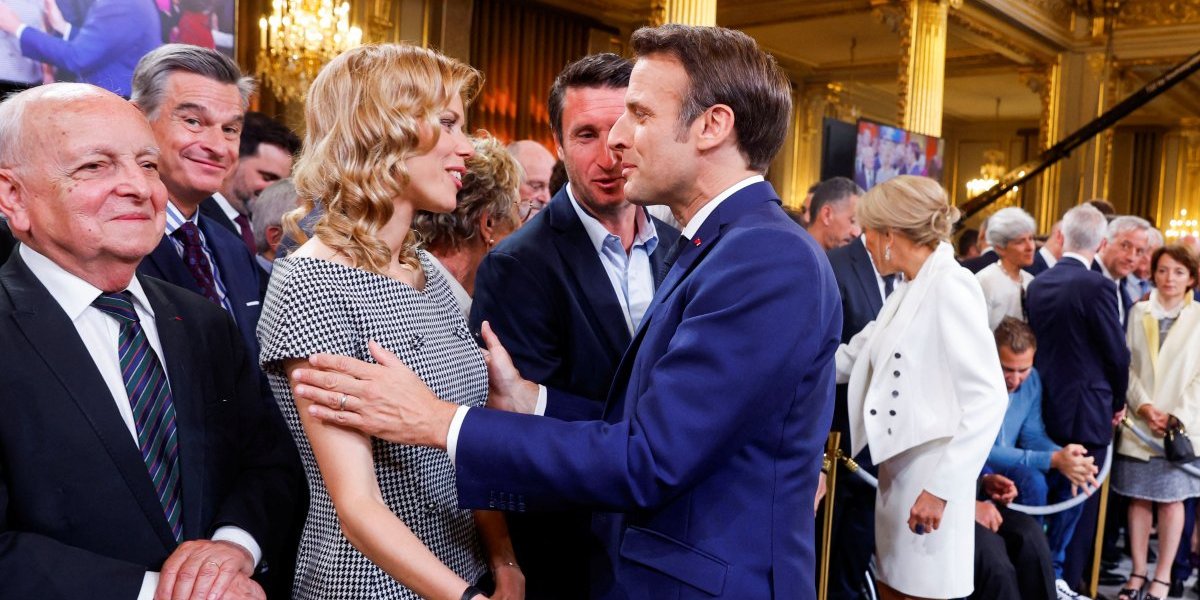 Ćerka Brižit Makron zabola očuhu nož u leđa - Skandal drma Francusku - njen potez izazvao potpuni haos