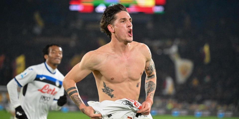 Neviđen skandal: Totijev "naslednik" mokrio po svlačionici, pa pretukao dva igrača Rome