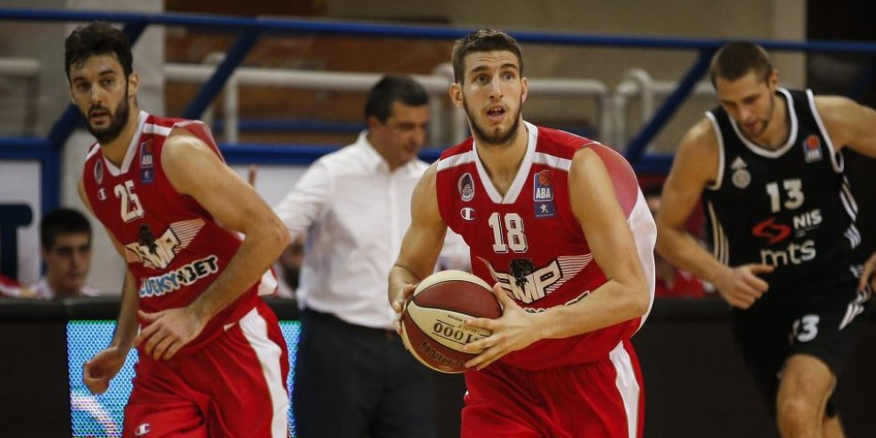 Poznati košarkaš zbog klađenja izbačen iz košarke: Hitno se oglasio KSS