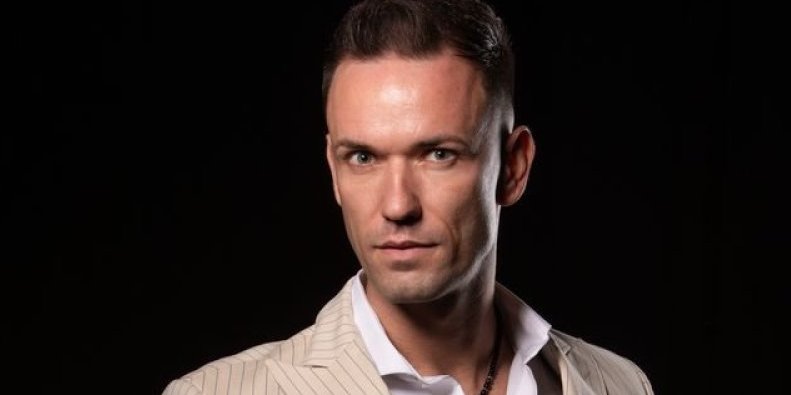 Sa ovom pesmom zaradio je prvi milion - hit svi znate, evo ko stoji iza njega