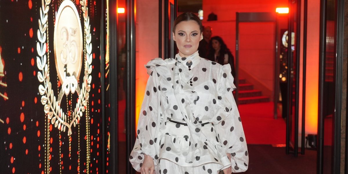 U rodnom mestu je niko ne zna po imenu: Ovako Slavicu Ćukteraš svi oslovljavaju, začudićete se