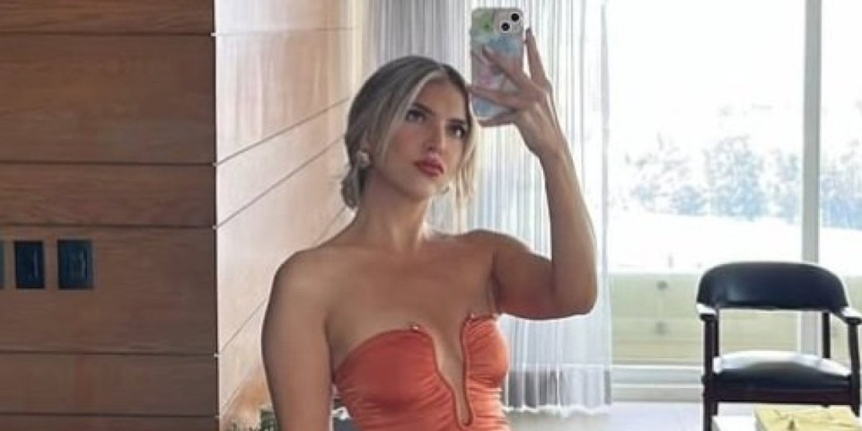 Radi na jahti i ispunjava bizarne zahteve milionera - Za paprenu platu trpi svašta, od jednog će vam se zgaditi život (FOTO)