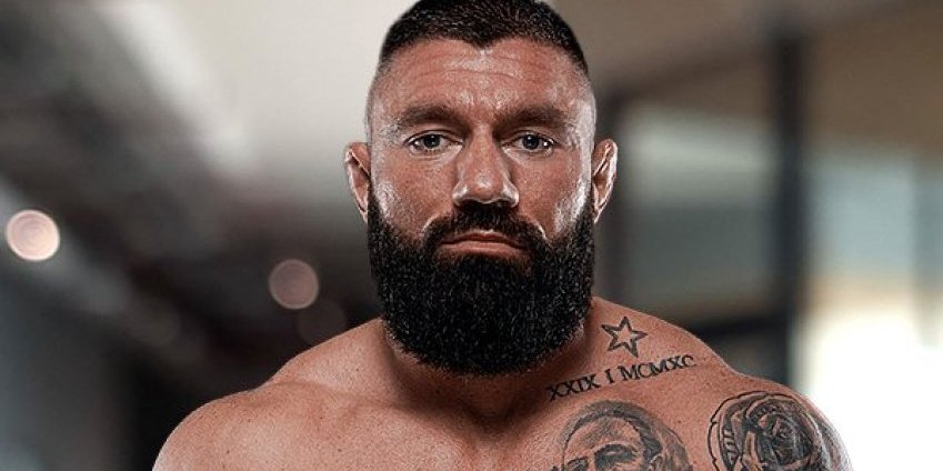 Brat Benjamina Spahovića slomljen bolom, oproštajna poruka razara dušu: ''Umro je deo mene...''