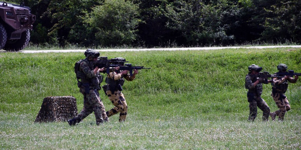 Formiraju se osovine protiv Srbije: Slovenija i Hrvatska napravile pakt, pridružuju se i Bugari