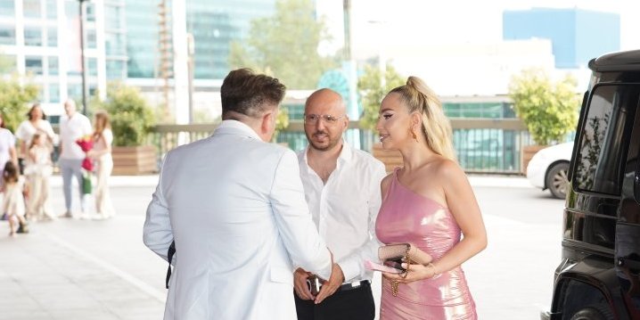 Muž naše pevačice nekad vozio kamion, a danas ima milione: "Pomogao mi je finansijski"