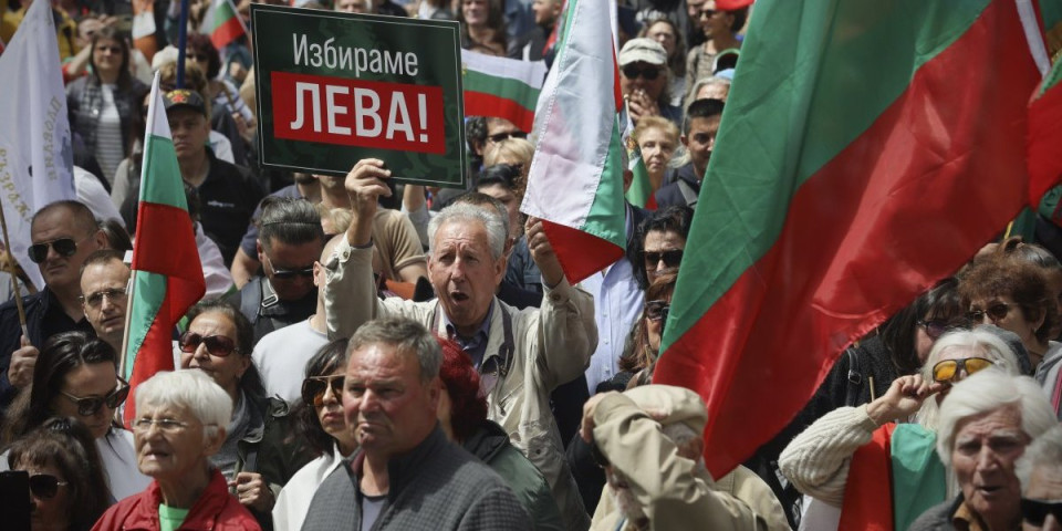 Veliki sukob oko valute: Bugari neće evro, poslanici pozvali na blokadu parlamenta