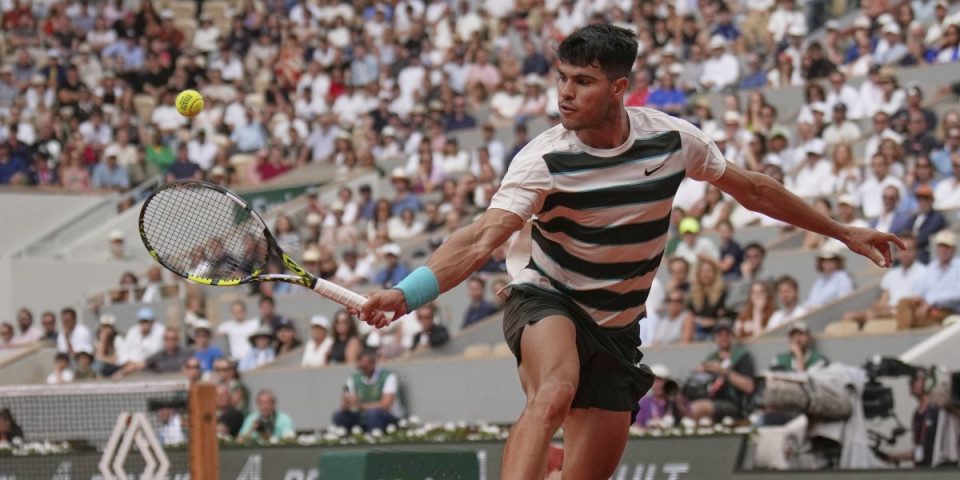 Alkaraz "spustio slušalicu" Šeltonu: Španac uz malo muke do četvrtfinala Rolan Garosa