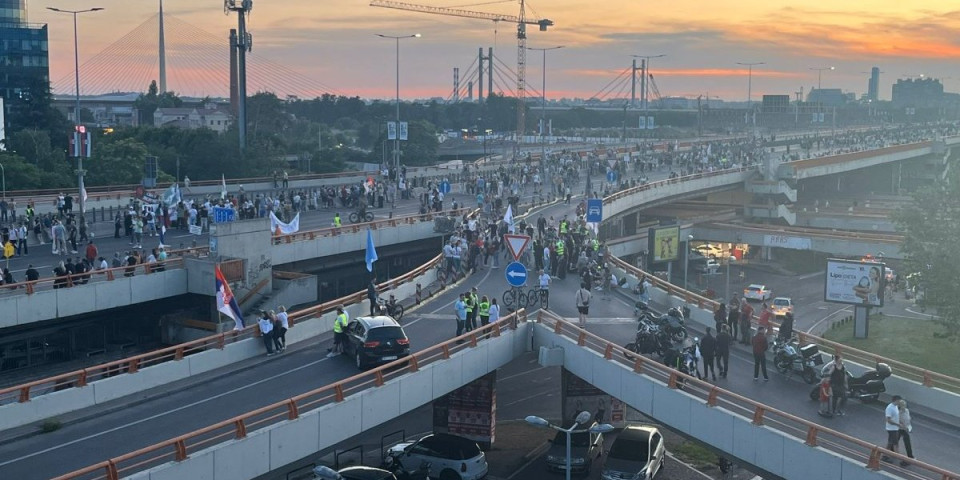 Ispumpali se kao balon: Pukli blokaderi koji terorišu građane - mrze Srbiju i srpski narod (FOTO/VIDEO)