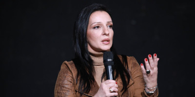 Marinika Tepić, potpredsednica Stranke slobode i pravde i desna ruka Dragana Đilasa, progovorila je hrvatskim jezikom kako bi napala Srbiju!