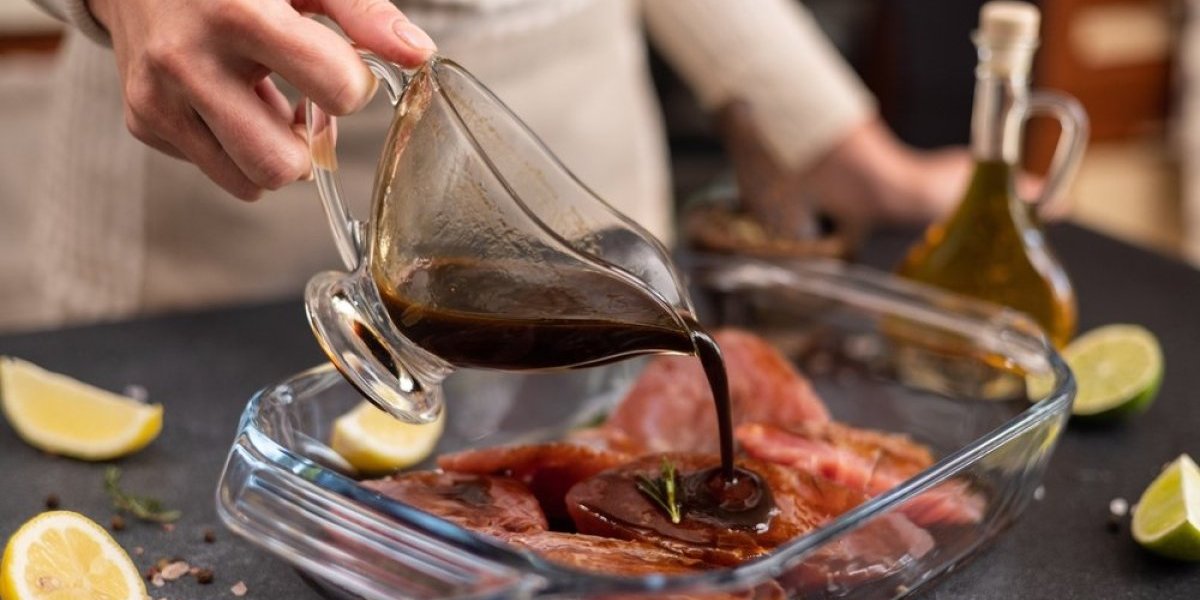 Ovo je najbolja marinada na svetu: Napravite je za nekoliko minuta i meso će se topiti u ustima