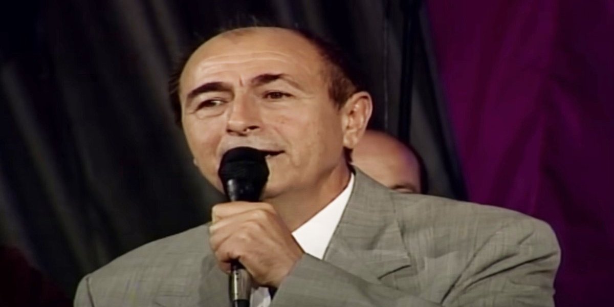 Rodna kuća Dobrivoja Topalovića pred prodajom: Pevačeva porodica imanje u Preljini dala pod kiriju od 100 evra