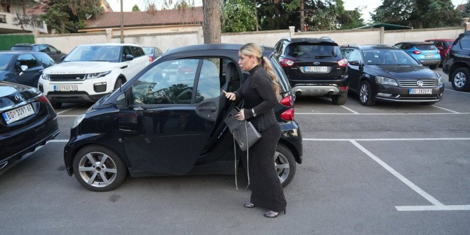 Pevačicu optužili za zloupotrebu lekova: Priznala šta je koristila da skine 30 kilograma