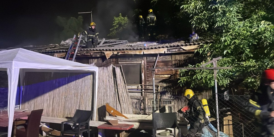 Snimak drame na Autokomandi: Veliki požar u Humskoj (FOTO/VIDEO)