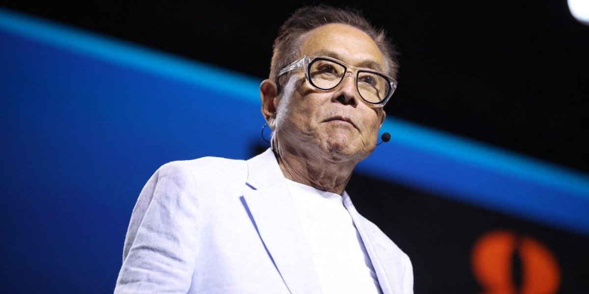 Stravične vesti - Predvideo krizu 2008. godine, a sada ima još strašnije prognoze: Amerika će doživeti nezamislivo...