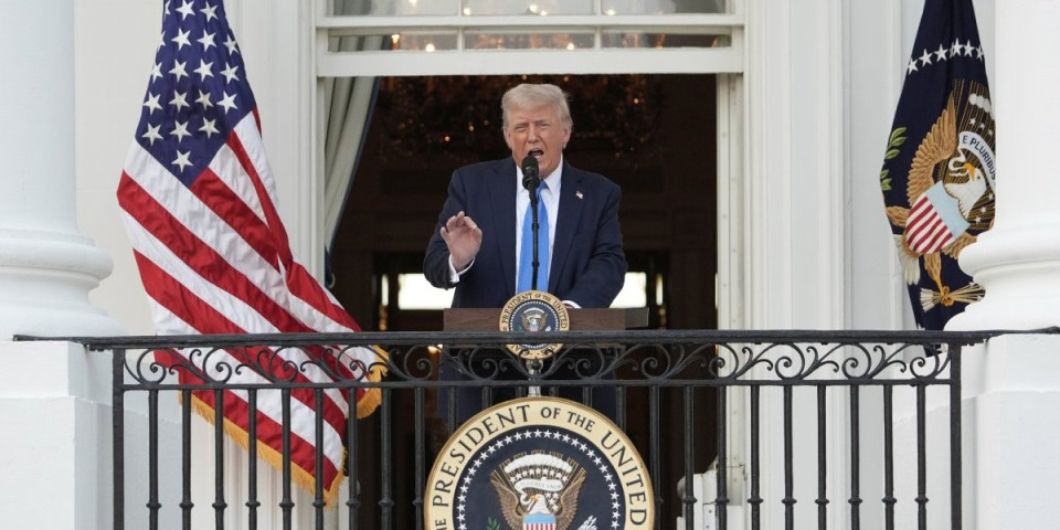 Tramp ponizio Avganistance