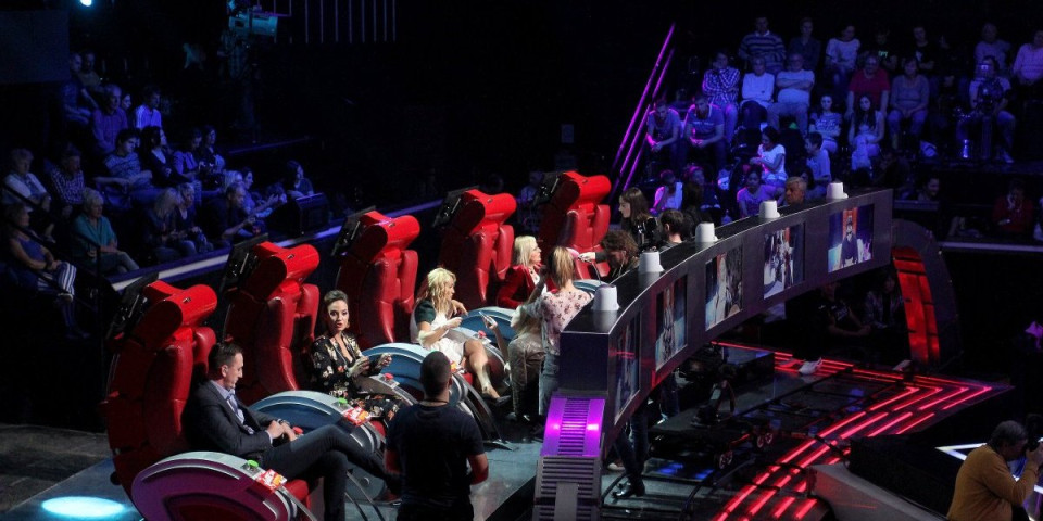 Članica žirija Zvezda Granda prelazi u Pinkove zvezde: Dolazi i ova popularna pevačica