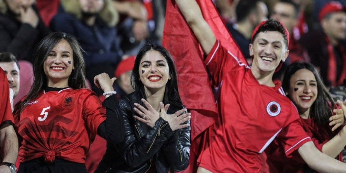 Stižu Srbi, Tirana na nogama: Albanski ekstremisti bi da ulete na teren? Evo šta ih čeka posle...