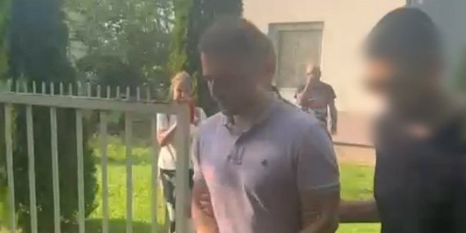 Ruka pravde stigla još jednog blokadera batinaša: Uhapšen terorista koji je orkestrirao napad na Miloša Pavlovića (VIDEO)