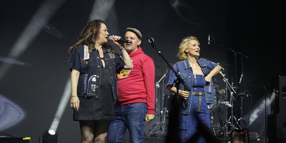 Dramatična scena u zgradi RTS-a: Pevačica doživela infarkt, pomisao na ćerku ju je održala u životu