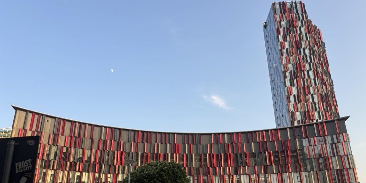 Lepota: Evo na kakvom stadionu Srbija igra protiv Albanije: Ima hotel, ali i kliniku (VIDEO)