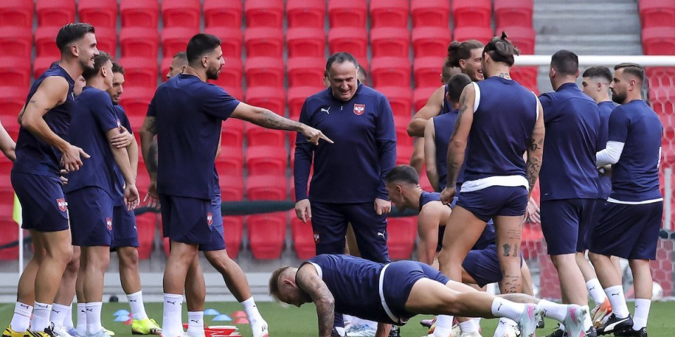 Albanci nemaju ništa protiv Srba, zlu krv unose ljudi iz lažne države Kosovo - Taksista Enver za Informer sve objasnio