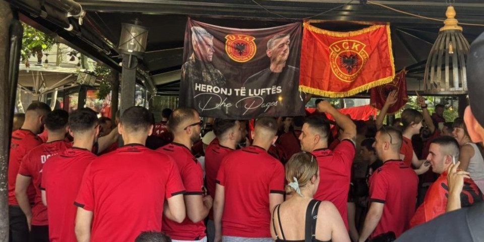 Ekskluzivno iz Tirane: Ušli smo među najokorelije navijače Albanije (FOTO/VIDEO)