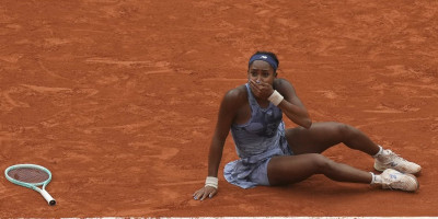 Amerikanka Koko Gof osvojila je Rolan Garos i stigla do drugog grend slem pehara u karijeri pošto je u finalu posle velikog preokreta pobedila Beloruskinju Arinu Sabalenku rezultatom 2:1 (6:7 (5), 6:2, 6:4) za dva sata i 40 minuta.