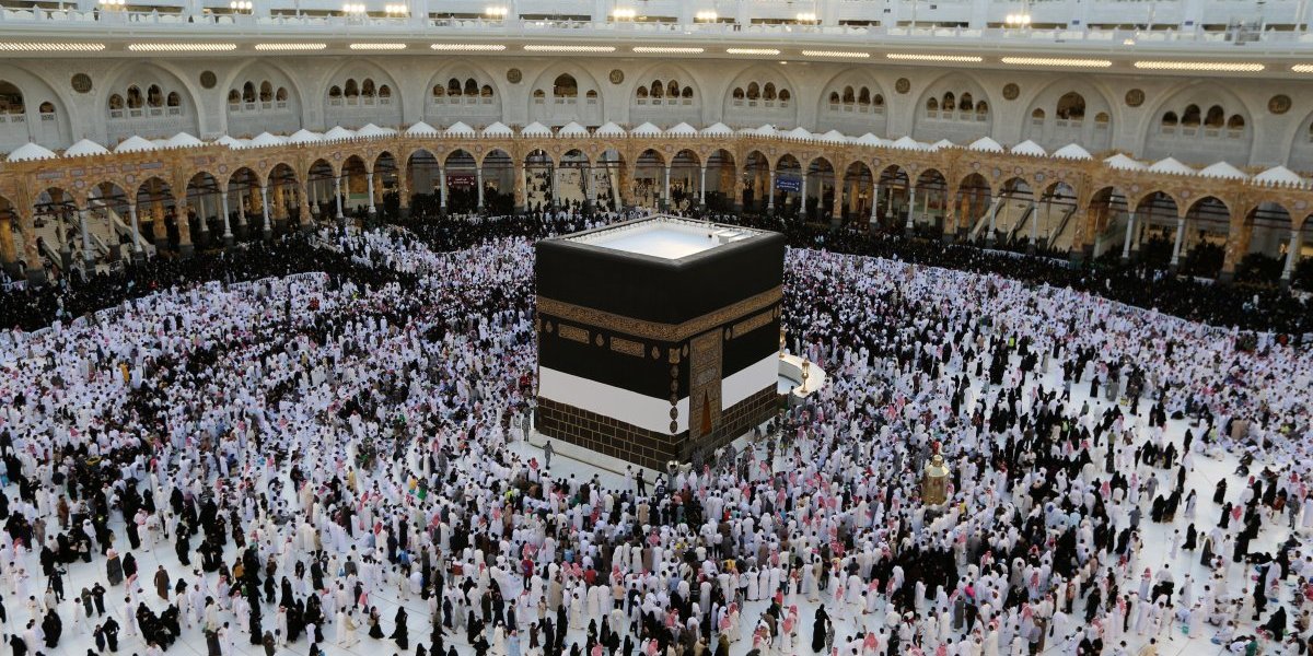 Strava i užas, hadž se pretvorio u pakao: Hodočasnici masovno padaju kao pokošeni, najmanje 13 mrtvih