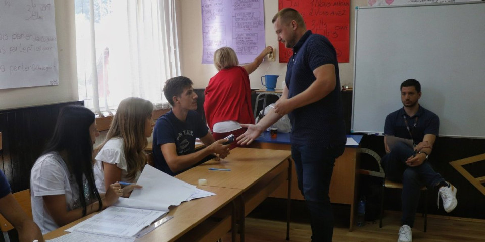 Pobeda čista kao suza! SNS ometlao blokadere u Kosjeriću: RIK objavio rezultate