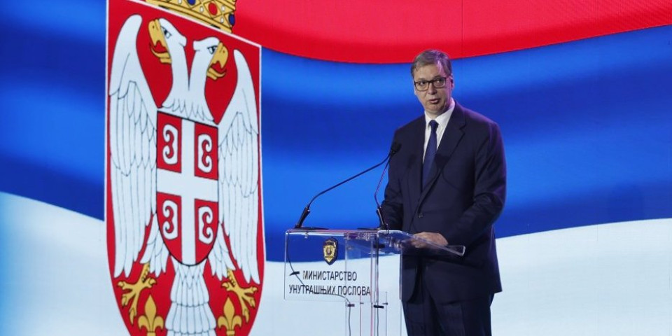 Bravo, Milice: Predsednik Aleksandar Vučić čestitao bronzanu medalju srpskoj kajakašici