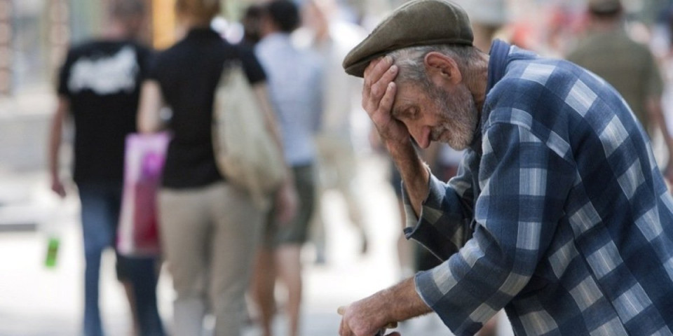 Horor u ilegalnim domovima za stare u komšiluku: Zatekli jezive scene, jednoj osobi morali da amputiraju deo noge