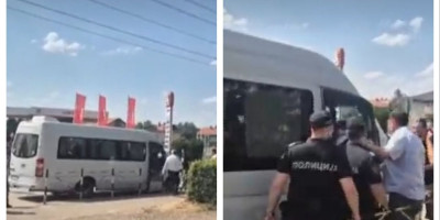 Blokaderi foteljaši koji ceo dan prave haos u Kosjeriću i Zaječaru pokušali su da radnike verujući da su u pitanju simpatizeri Srpske napredne stranke, otkriva Informer.