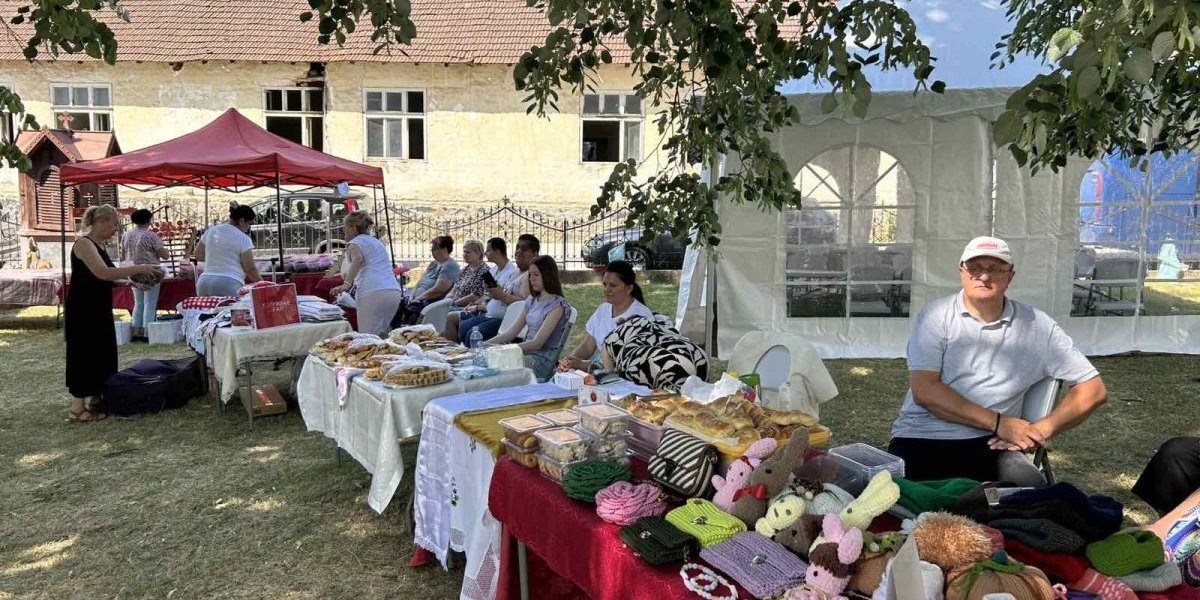 Kako je Trojički sabor opet ujedinio Šumadince (VIDEO/FOTO)