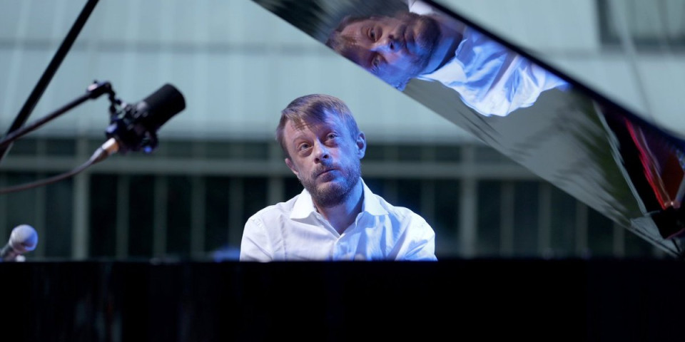 Poslednju pesmu Matija Dedić uradio je za majku, nisu ni slutili da će se rastati