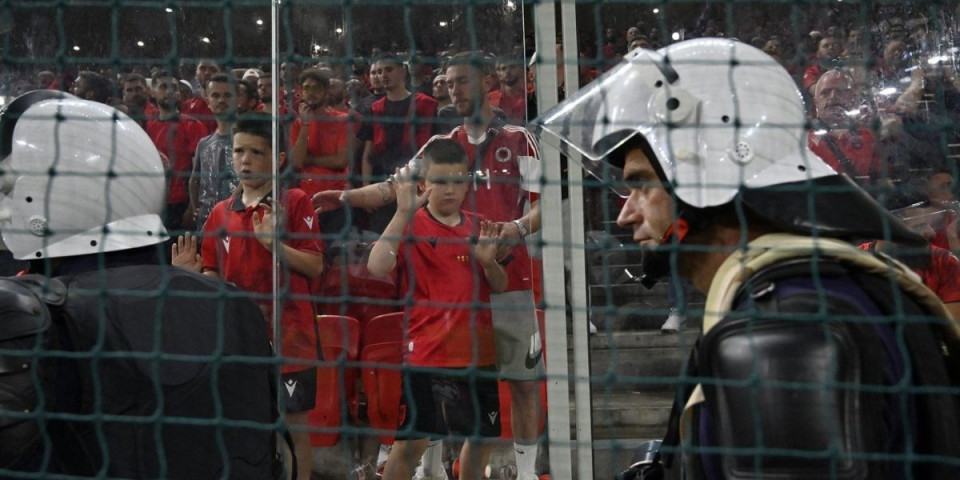 Trese se Albanija, vođa navijača otkrio šokantne detalje: Kolaps u Tirani zbog Srbije