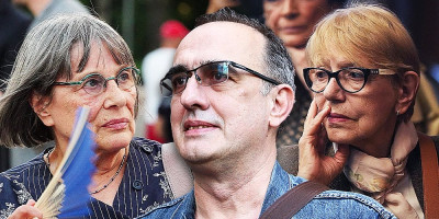 Sonja Biserko, Dinko Gruhonjić i Nataša Kandić poznati su po svojoj mržnji prema Srbima i svemu što je naše, a sada su dobili i novu ulogu - postali su zaštitna lica blokadera.