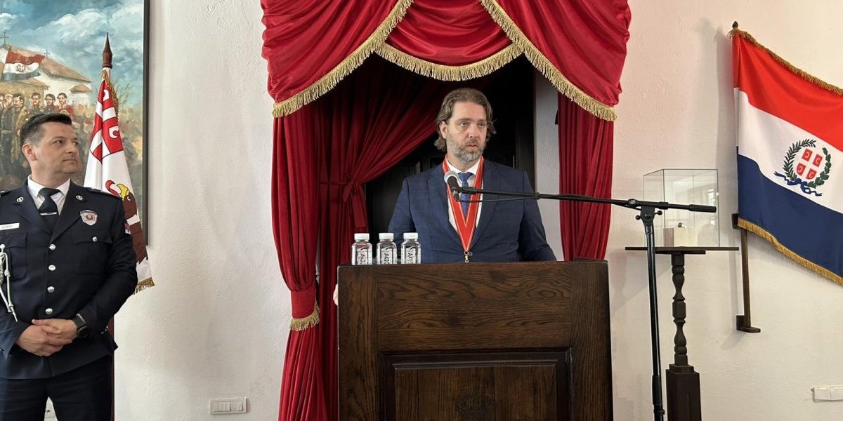 Gradonačelnik Kragujevca Nikola Dašić i prof. dr Vladimir Šebek, načelnik PU Kragujevac