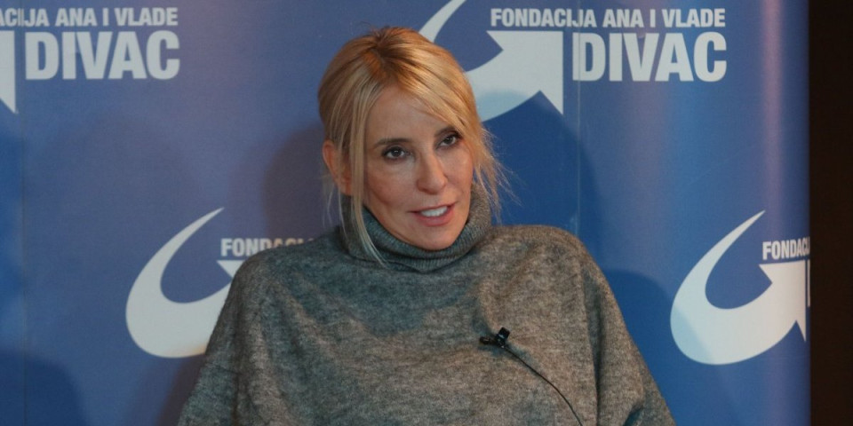 Ana očajna, moli Divca posle nesreće da promeni odluku: Uništiće se, tvrdoglav je... (VIDEO)