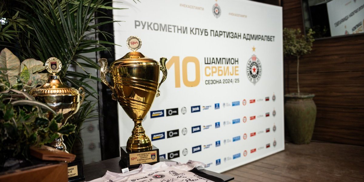 Partizan proslavio titulu prvaka Srbije: Na ovo se u Humskoj čekalo 13 godina (FOTO GALERIJA)