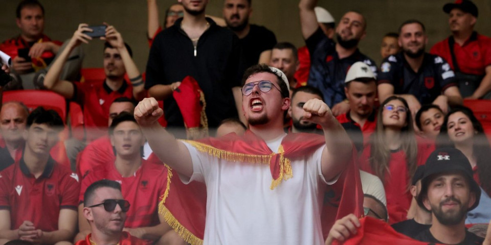 Srpski golman ih ubio u pojam: Šiptar zbog odbranjenog penala razbijao stvari (VIDEO)