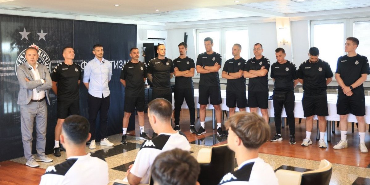 Partizan "upalio motore": Crno-beli počeli pripreme, Ljajić najavljuje napad na titulu (FOTO GALERIJA)