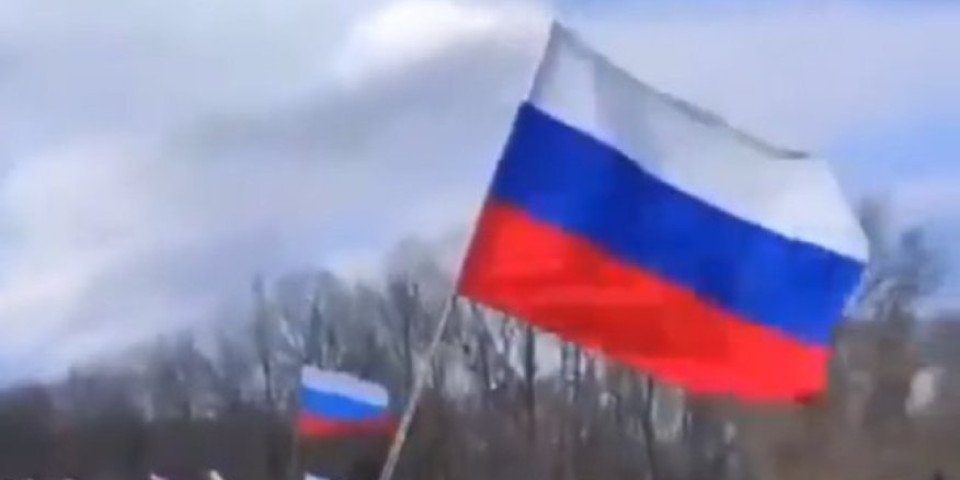 Rusi lupili šakom o sto: Gotovo je! Ostalo je još nekoliko dana do istorijskog poteza Moskve, Zapad guta knedlu!