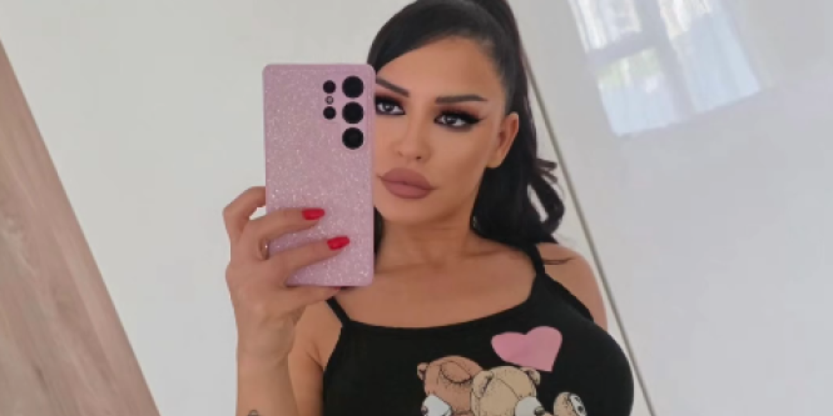 Aleksandra Mladenović