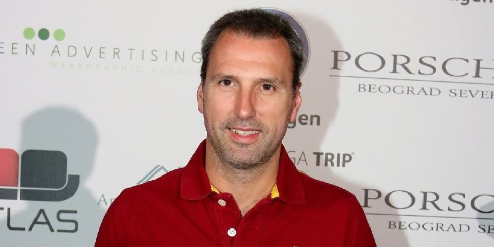 Osuđeni nasilnik uz blokadere: Tukao suprugu, a sada huška po društvenim mrežama (FOTO)